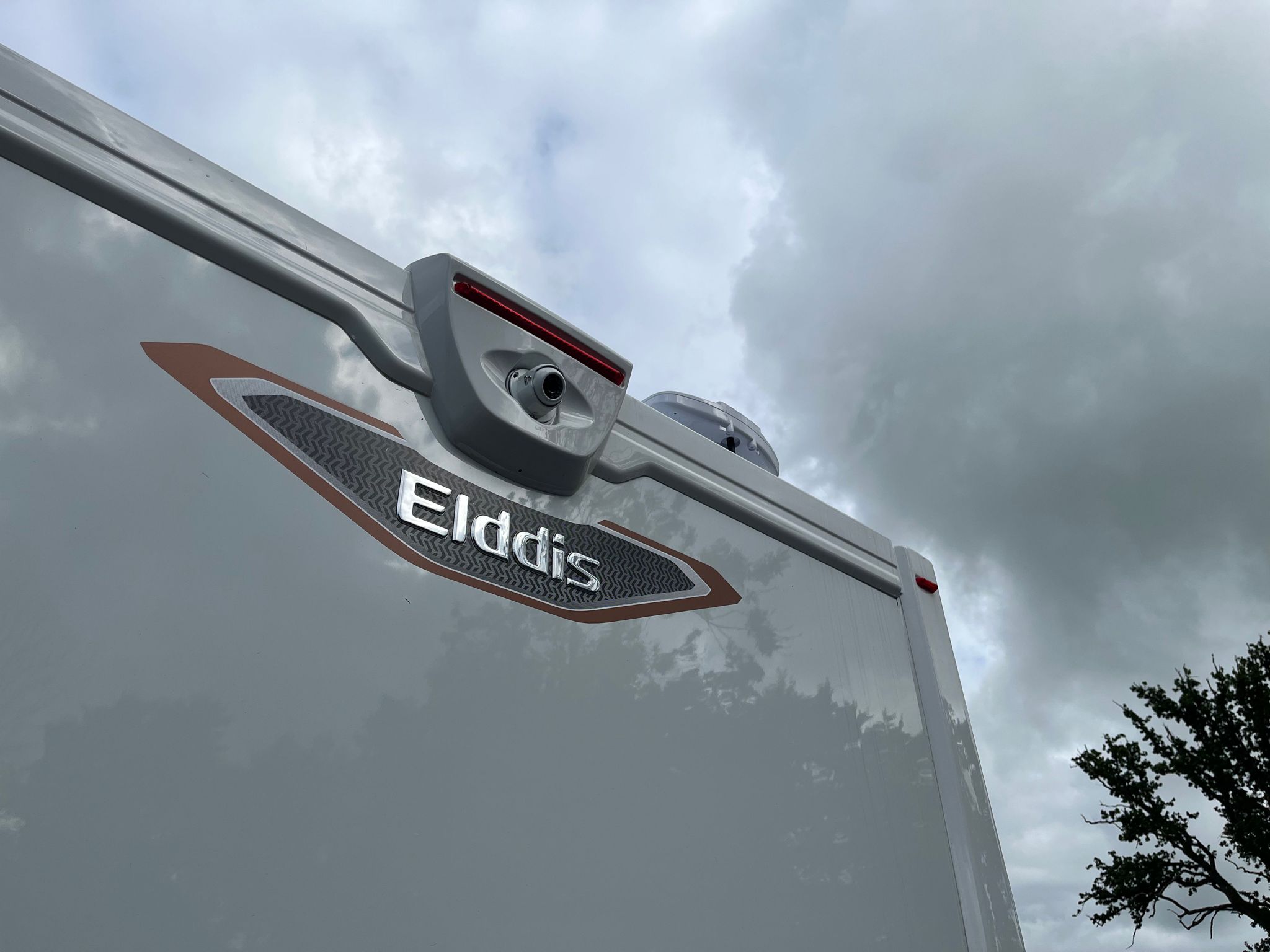 NEW Elddis Encore 250 - Automatic